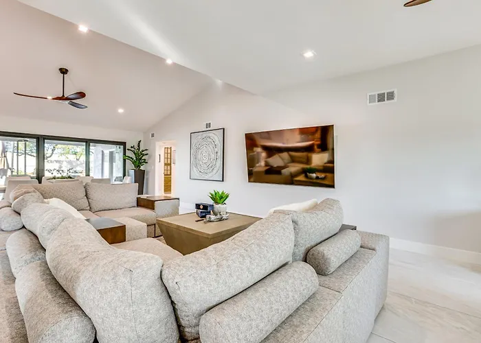 Ferienhaus Luxury W/ Private Pool & Gas Grill